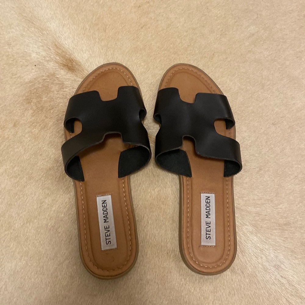 Black Steve Madden Sandals